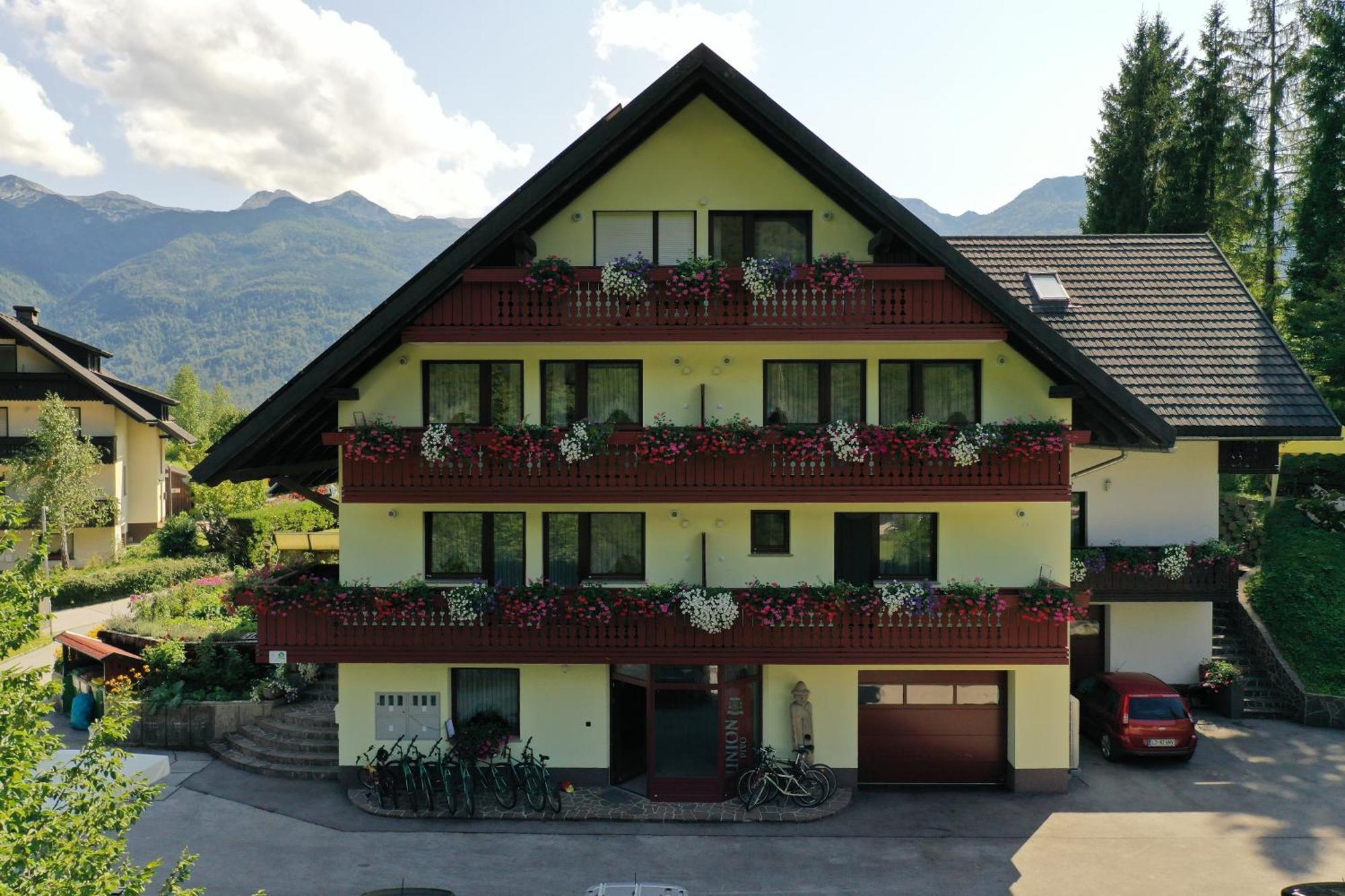 Apartments Bohinj Mavrica Exteriör bild